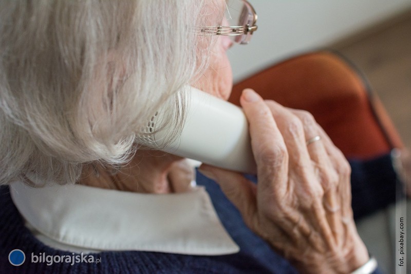 Podejrzany telefon w sprawie "czternastki" - ZUS ostrzega