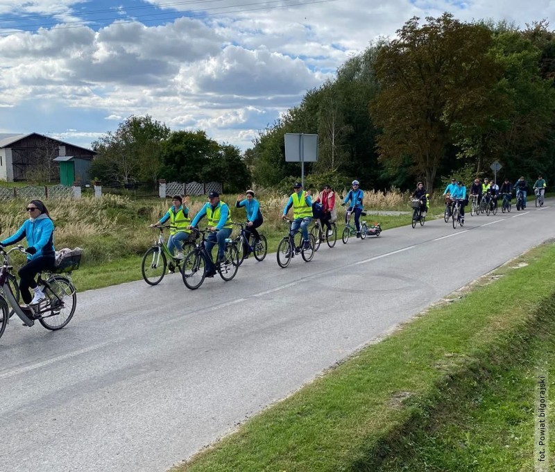 Rajd malowniczymi terenami powiatu