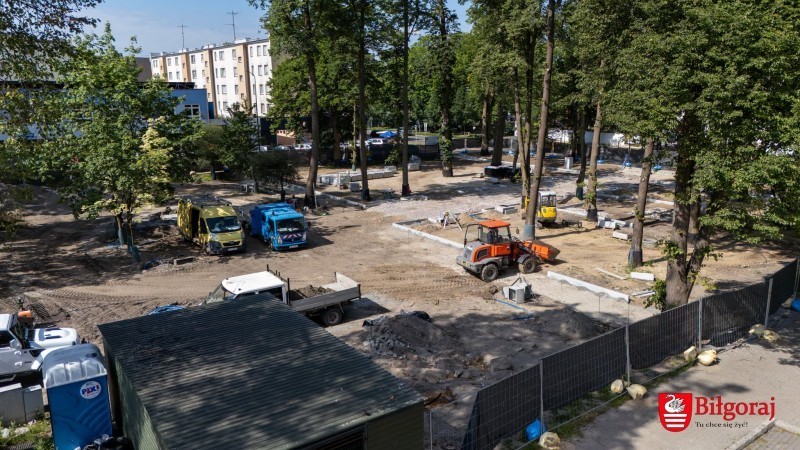 Park w centrum zmienia swoje oblicze