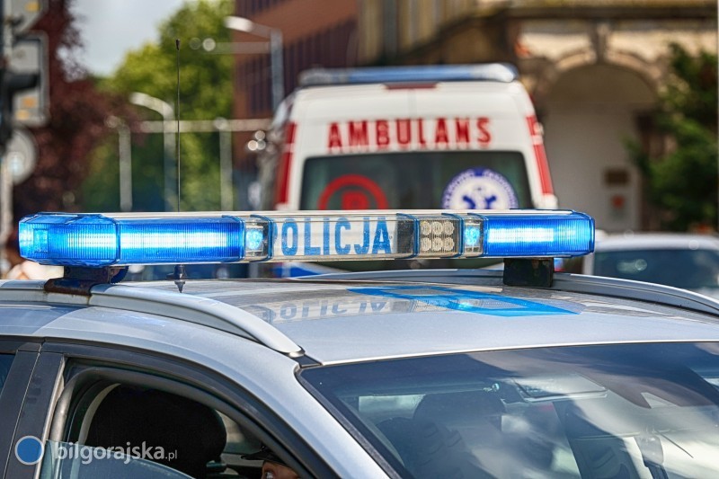 Zderzenie trzech pojazdów w Biłgoraju. Dwie osoby trafiły do szpitala
