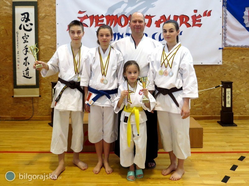 Udany start bigorajskich karatekw na Litwie