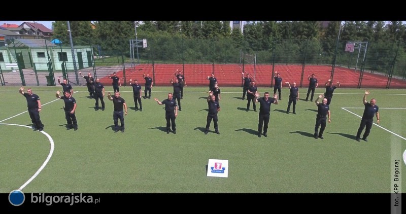 Policjanci z Bigoraja nominowani do #GaszynChallenge