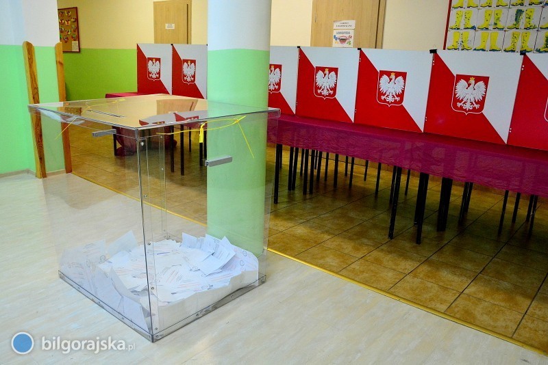 Komisje wyborcze w gminach Tarnogród, Frampol, Józefów