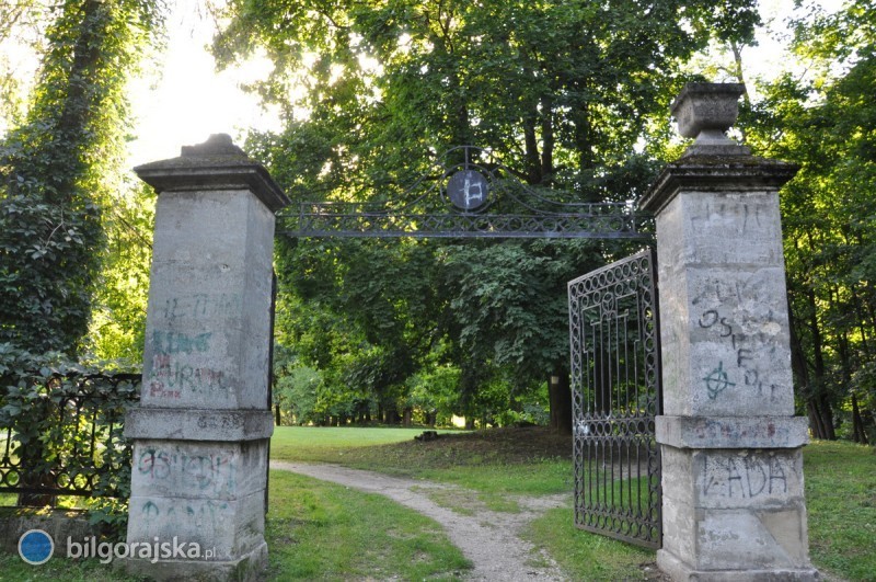 Badania archeologiczne w bigorajskim parku