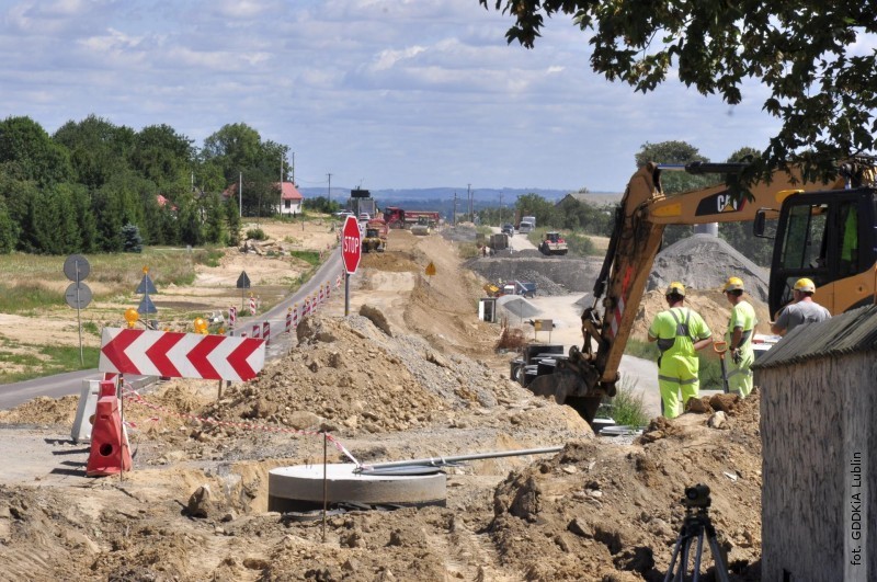 Nie zwalniaj tempa prace na DK74