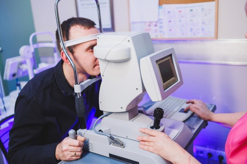Nowoczesna diagnostyka okulistyczna - technologie, które zmieniają wszystko