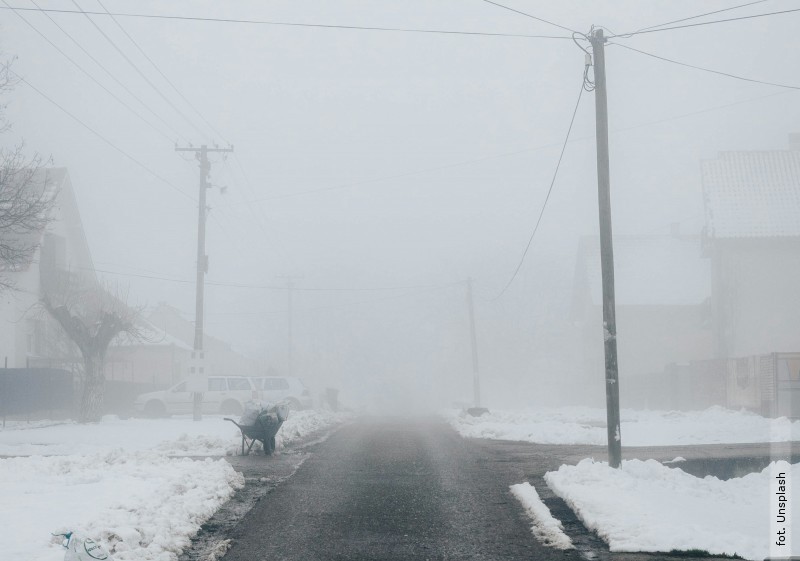 IMGW ostrzega mieszka�c�w powiatu bi�gorajskiego. �lisko i&nbsp;mgli�cie