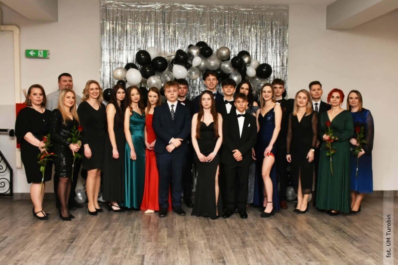 Liceali�ci z&nbsp;Turobina na studni�wce