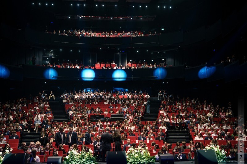 Prymusi nagrodzeni! Ponad 40 stypendyst�w z&nbsp;I LO im. ONZ