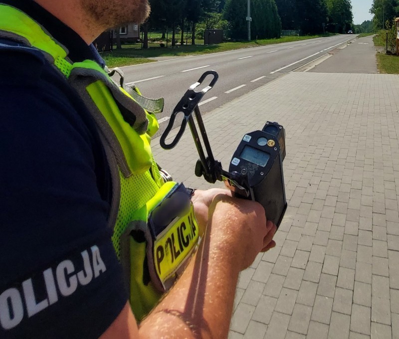 100 km/h na "czterdziestce". Surowa kara dla mieszkańca powiatu