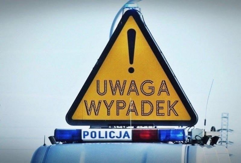 Groźny wypadek w powiecie. Trzy osoby trafiły do szpitala