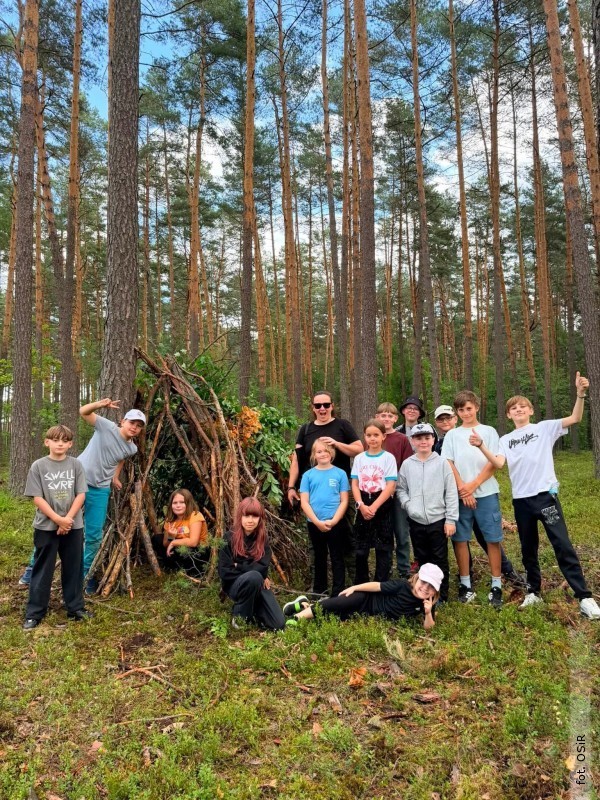 Dzieci zdobywały survivalowe umiejętności