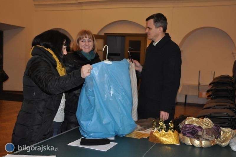 Kr�lowie szykuj� si� do drogi....