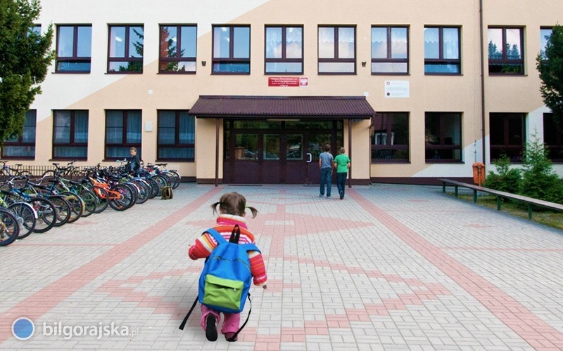 Wadze Bigoraja zachcaj do posyania 6-latkw do szkoy