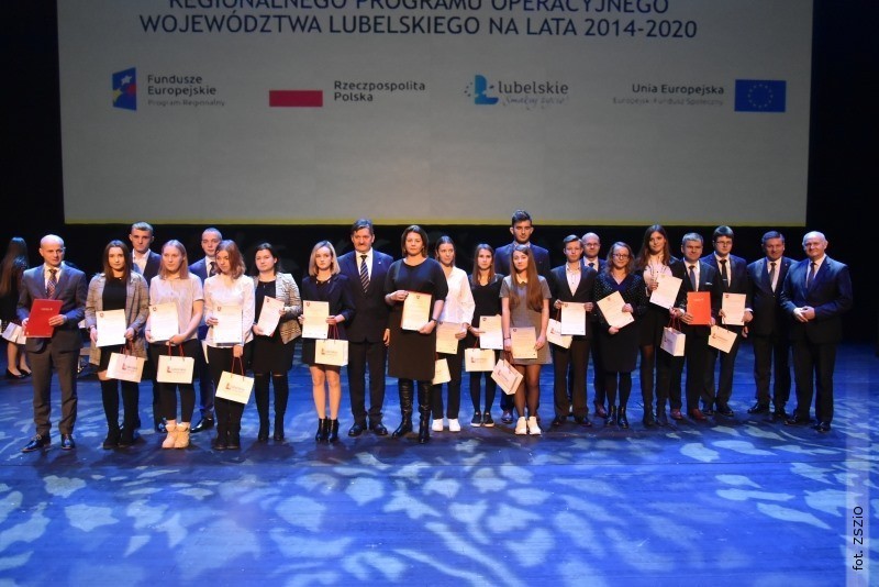 Uczennice ZSZiO ze stypendiami Lubelskiej Ku�ni Talent�w