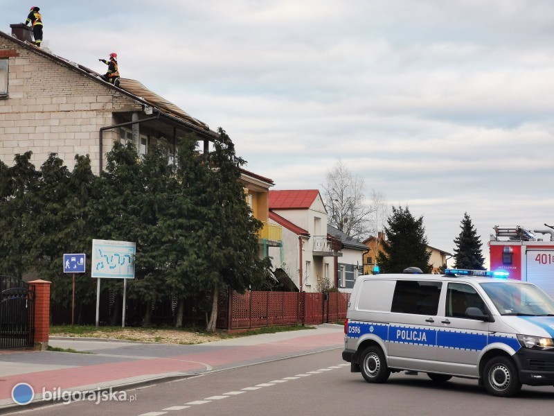 Zerwany dach na budynku mieszkalnym