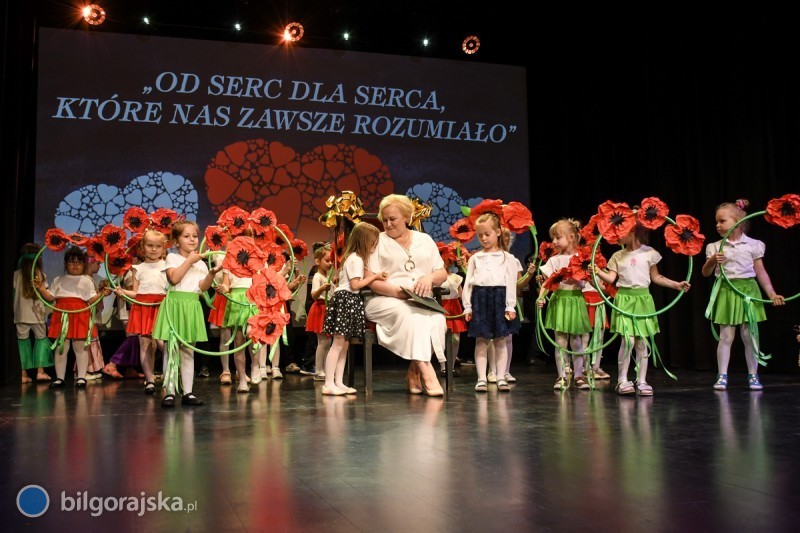 Spoeczno przedszkola poegnaa dyrektor Magorzat Kozer