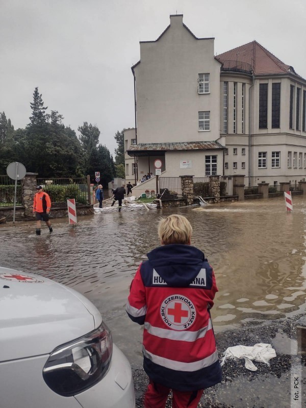 PCK uruchomi zbirk na rzecz powodzian