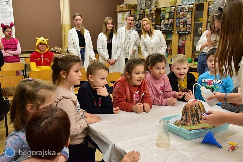 Dni otwarte w&nbsp;podstaw�wkach. Kt�r� szko�� wybra�?
