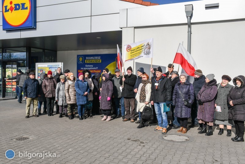 Bi�goraj w&nbsp;og�lnopolskim prote�cie przeciwko inwestycji Lidla [NOWE ZDJ�CIA]