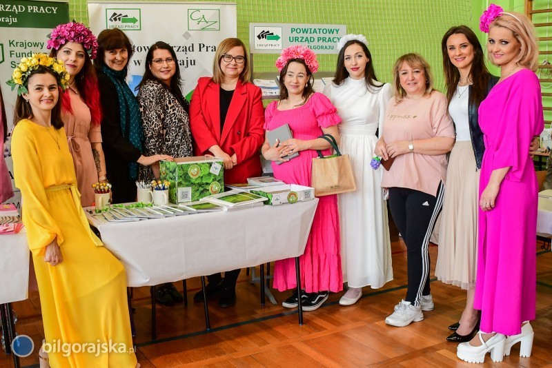 Bi�goraj �wi�tuje Dzie� Kobiet [NOWE ZDJ�CIA]