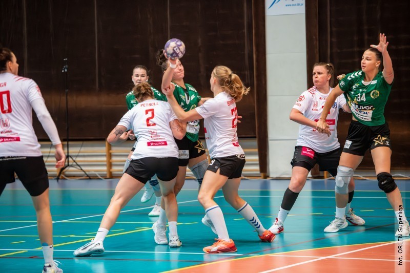 Dwa mecze pi�ki r�cznej na najwy�szym poziomie w&nbsp;Bi�goraju