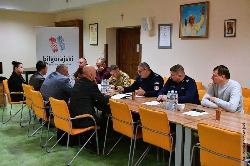 Obrady Komisji Bezpiecze�stwa i&nbsp;Porz�dku