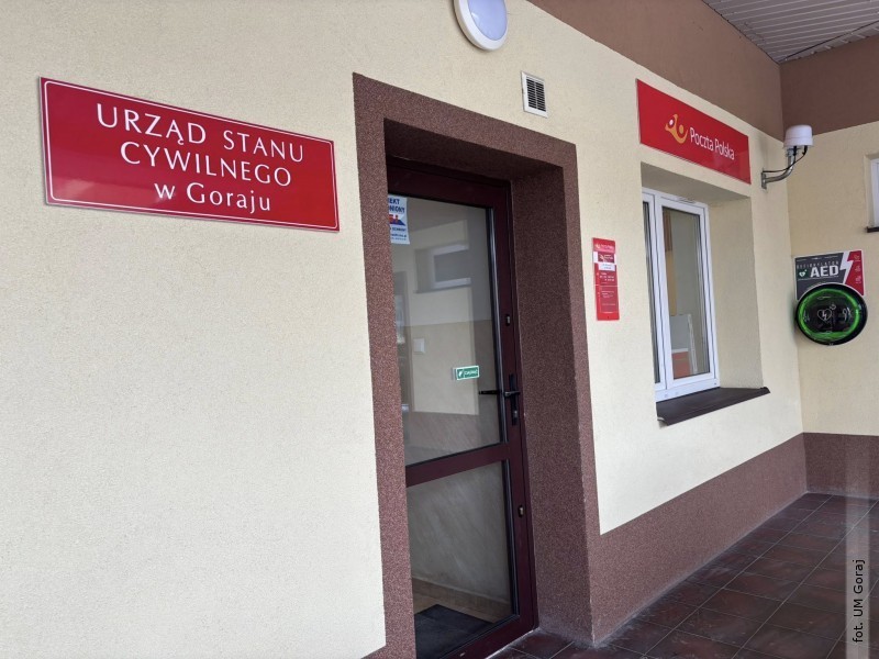 Defibrylator AED przy Urz�dzie Miejskim w&nbsp;Goraju