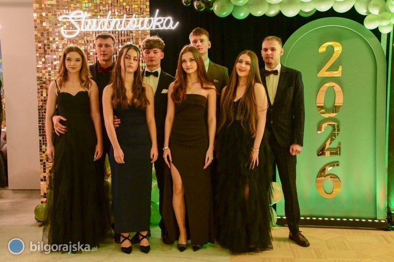 Studni�wka maturzyst�w "Le�nika" [NOWE ZDJ�CIA]