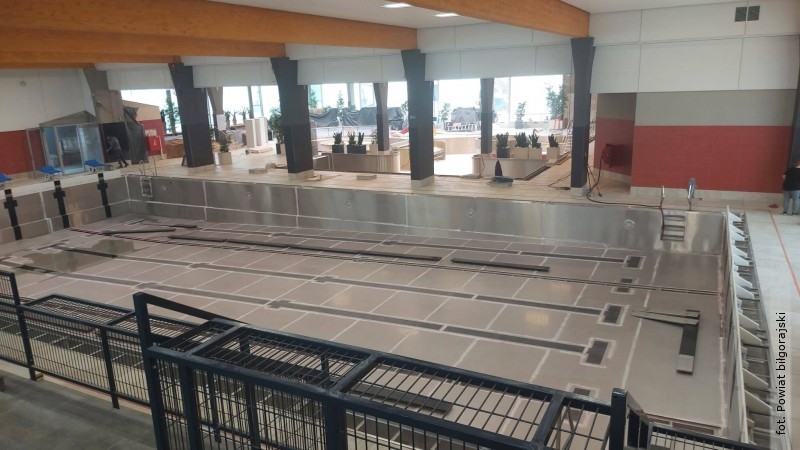 Co dalej z&nbsp;basenem w&nbsp;Bi�goraju? Plan napraw i&nbsp;op�nienie po uszkodzeniu konstrukcji