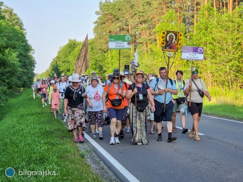 Pielgrzymkowa kolumna dotar�a do Bi�goraja