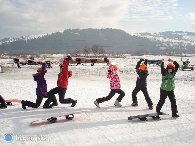 "Biaa szkoa" na snowboardzie