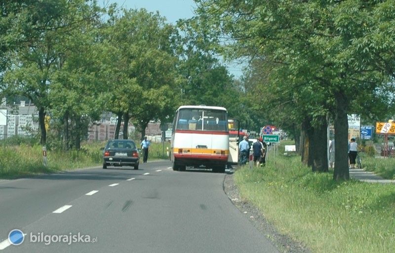 Stuczka z udziaem czterech pojazdw