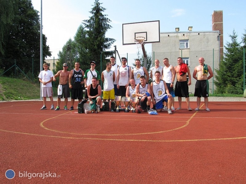 Drugie miejsce Slam Drinkers Biłgoraj na Streetball Lesko 2015