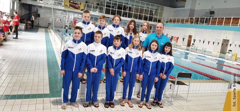 Świetny start biłgorajskich pływaków
