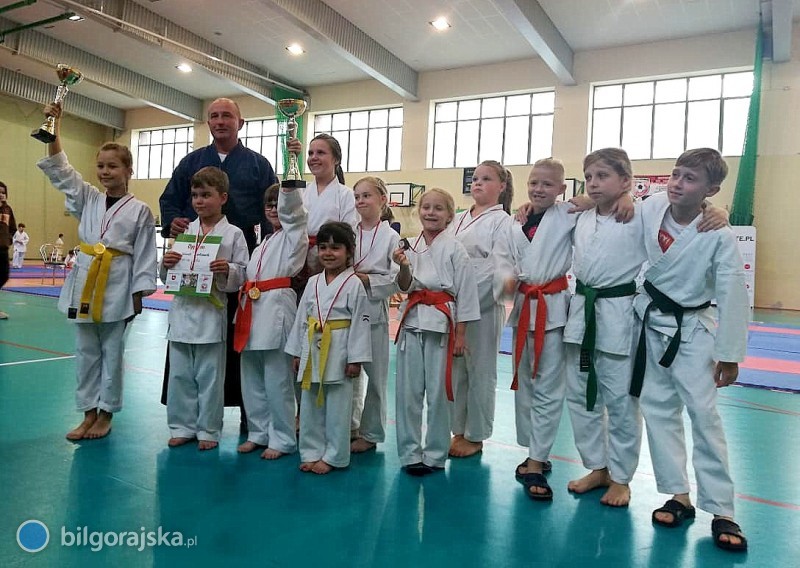 17 medali dla karateków z Biłgoraja