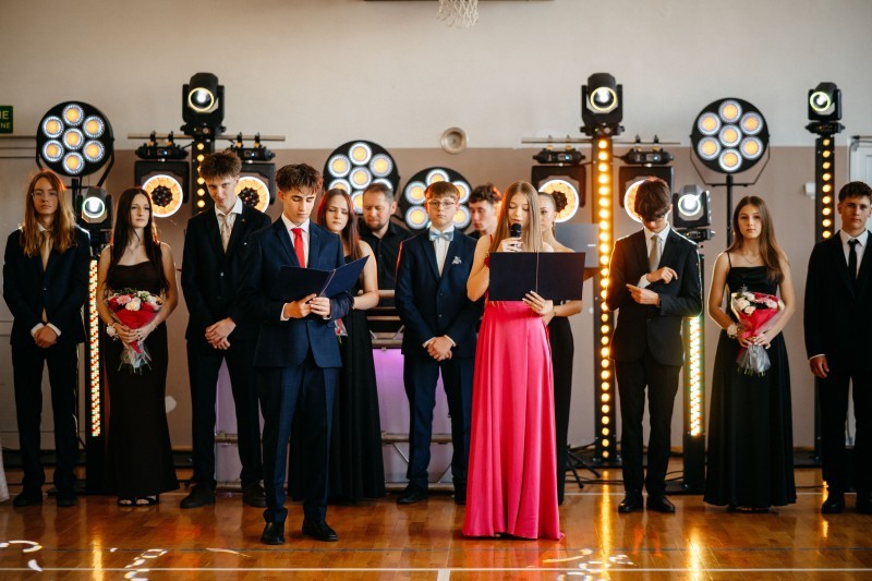 Bal ósmoklasistów w Tarnogrodzie