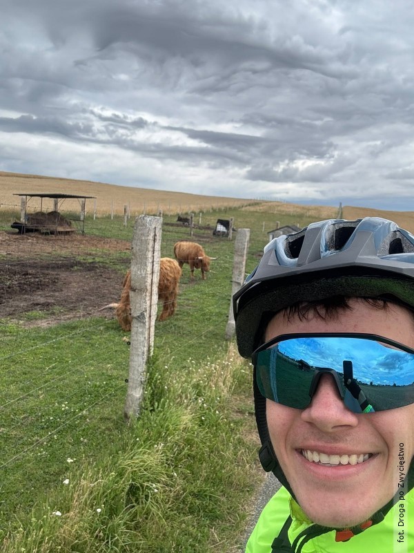 Nie walczy o rekord. Kacper jedzie 1000 km, by pomóc