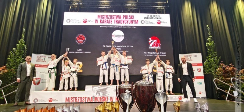 Biłgorajska Akademia Sztuk Walki z medalami Mistrzostw Polski