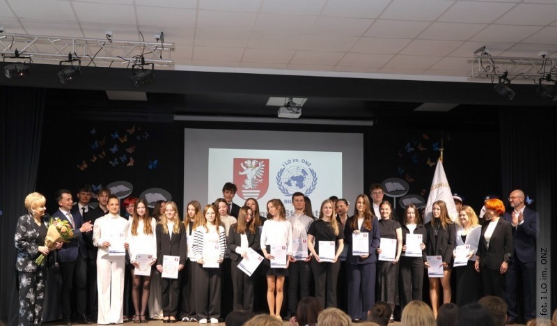 Stypendia dla licealistów z Biłgoraja [LISTA LAUREATÓW]
